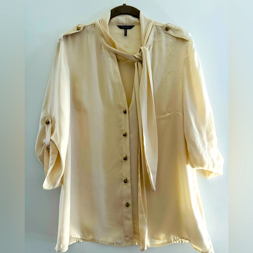 Beautiful cream blouse with gold details